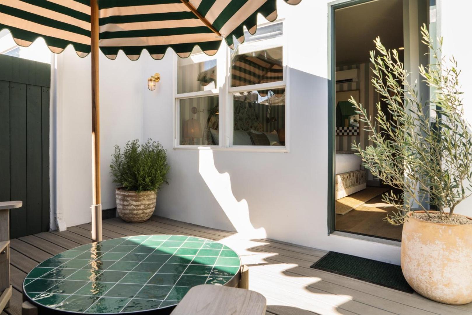 Brentwood Inn Los Angeles Exterior foto